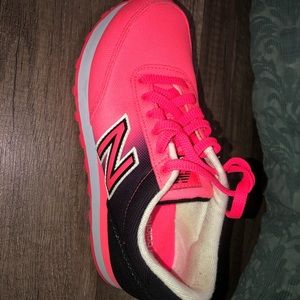 Women’s New Balance 6